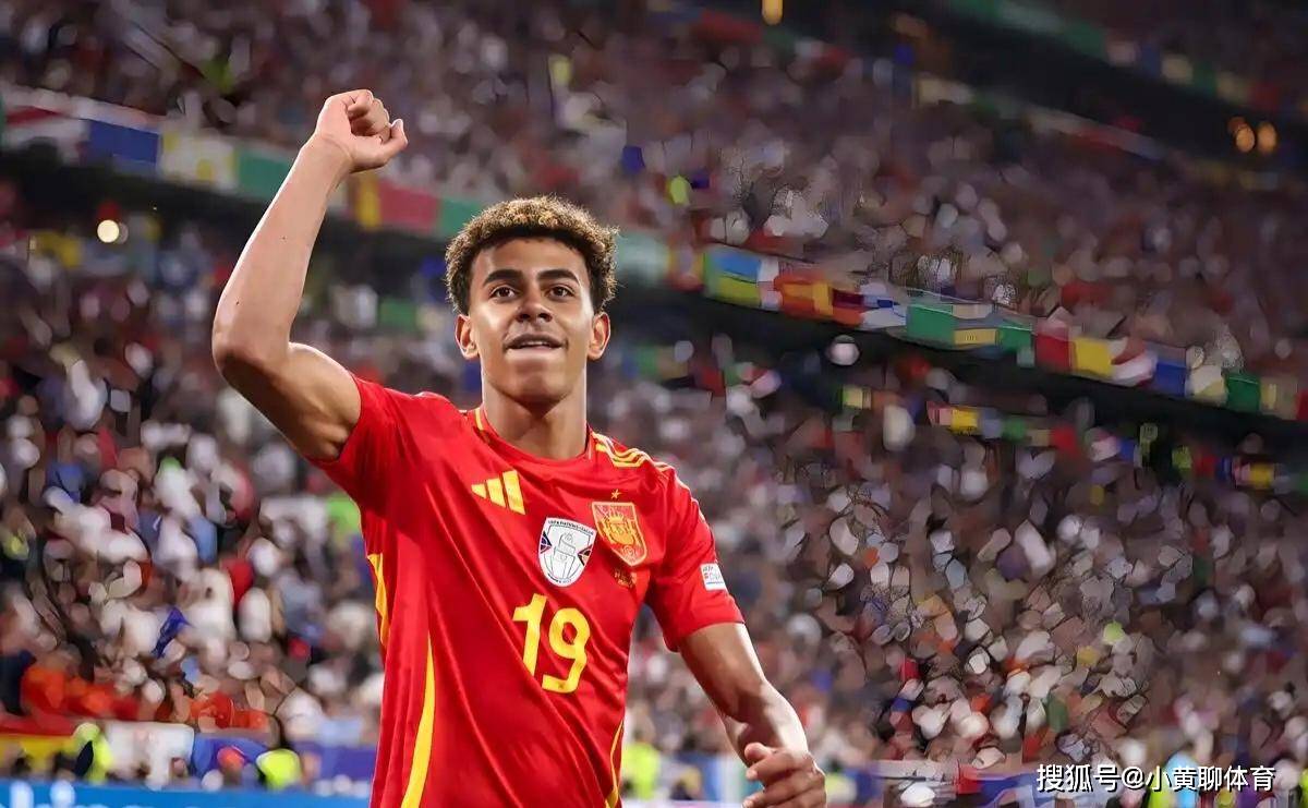 记者：国足新一期集训人数25-30人，或到海外拉练热身（记者：国足新一期集训预计25至30人，或赴海外热身备战）