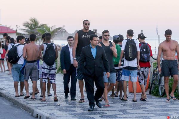 尼克斯外线低迷导致失利