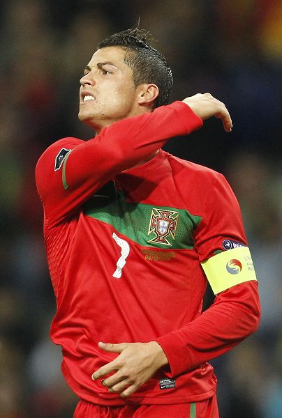 那不勒斯夺得队史第三座意超杯冠军，时隔11年再度捧杯（那不勒斯时隔11年再捧意超杯，队史第三次夺冠）