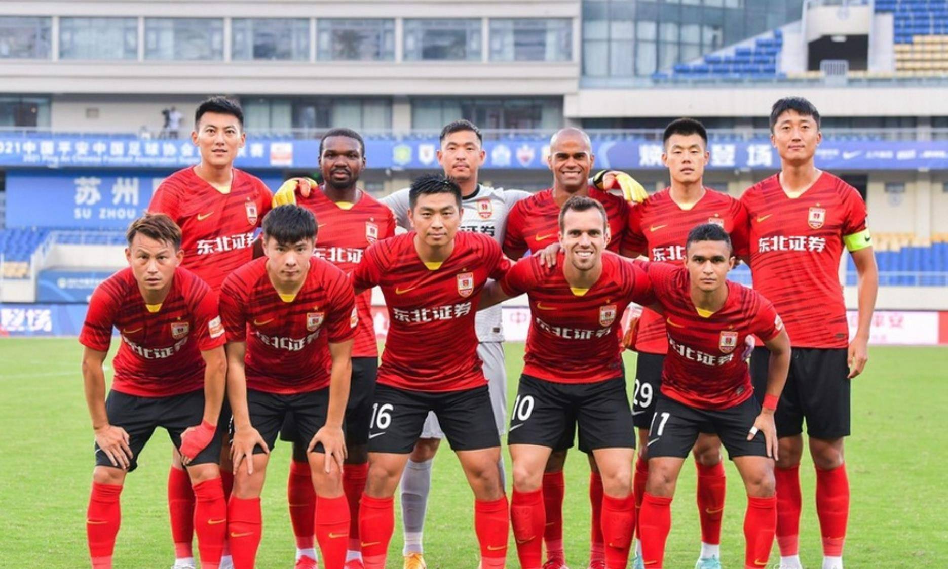 杜兰特连续得分，锁定胜局