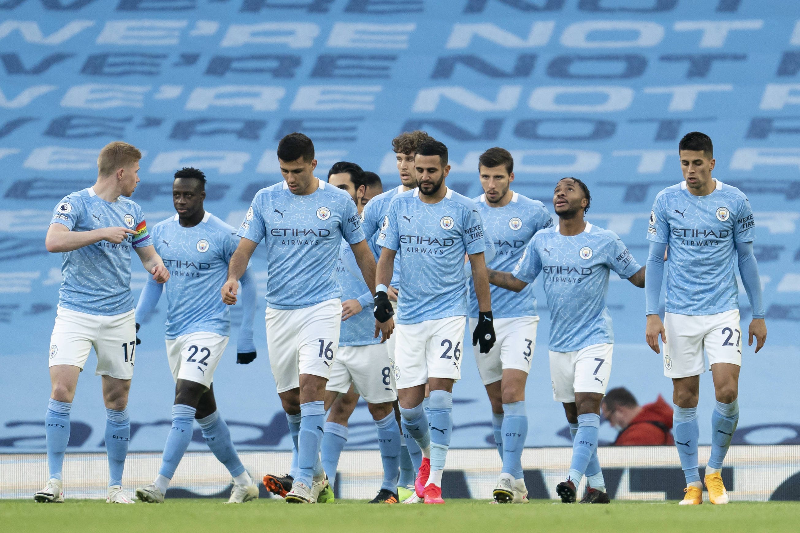 字母哥是现役为一队效力时间第三长的球员，仅次于库里和追梦