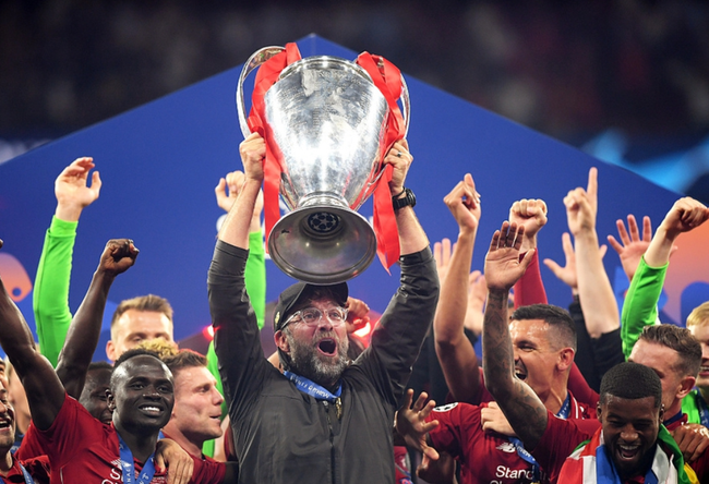 球队在比赛最后一刻完成绝杀