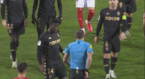 孔蒂：上赛季我们的夺冠出乎意料，这赛季的目标是全力卫冕