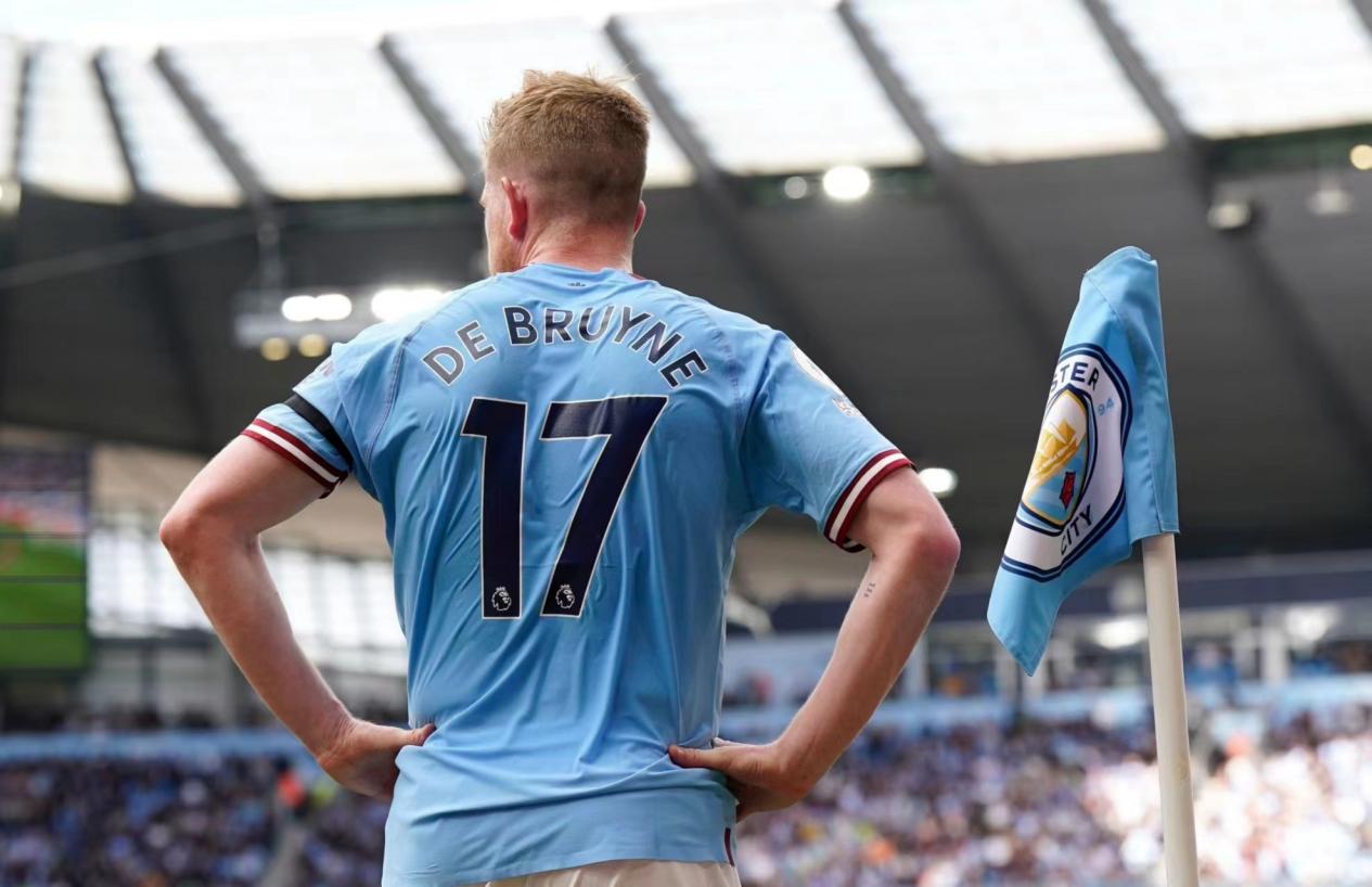 埃弗顿做客表现糟糕！海外情报：曼联2-1埃弗顿（曼联2-1力克埃弗顿，太妃糖客场依旧低迷）